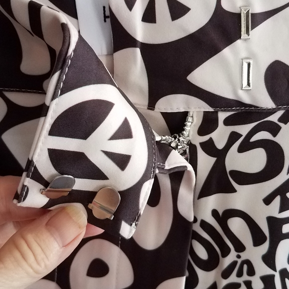 'Lisa Says Gah'    Size 6 tts. NEW WITH TAGS  Lyric Print  Beatles  70's Peace - Picture 12 of 15